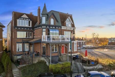 Charming Studio-Panoramic View-Your Pittsburgh Sanctuary 아파트 외부 사진